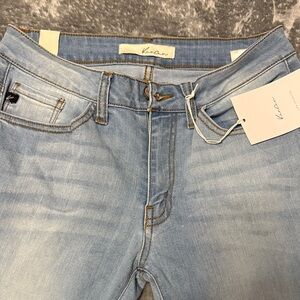 KanCan light blue jean leggings